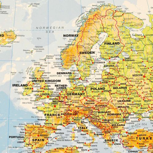 stor-världskarta-världen-fysisk-för-nålar-bild-over-skandinavien